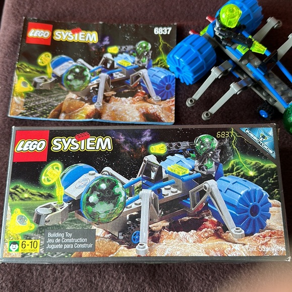 LEGO 6837 Insectoids Cosmic Creeper Complete with Instructions Vintage Retired - Picture 2 of 5